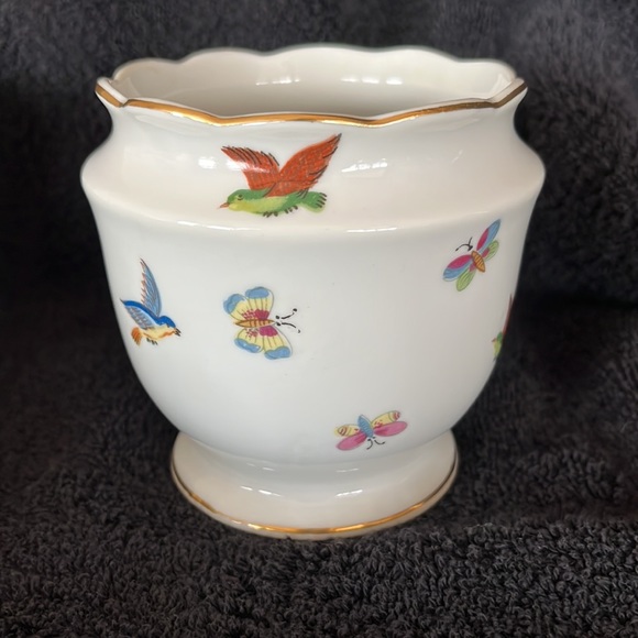 Small Vintage Hand Painted Vase #6729 - Picture 3 of 8